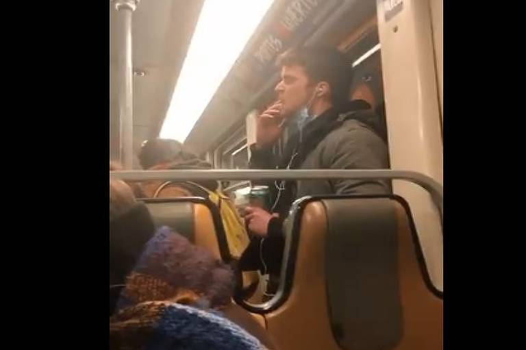 Homem passa saliva em metrô na Bélgica
