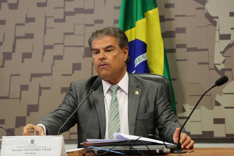 Casos de coronavírus próximos a Bolsonaro