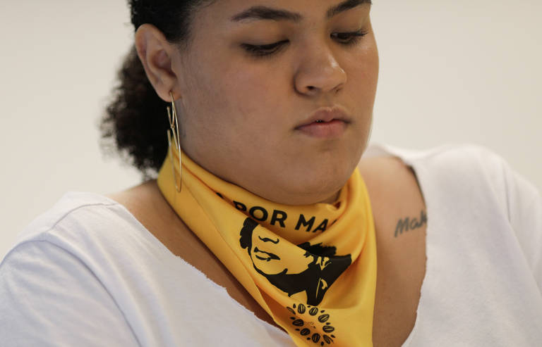 Luyara Santos, filha de Marielle Franco, compareceu a evento da Anistia Internacional na manhã deste sábado (14), data que marca dois anos do assassinato de Marielle e do motorista Anderson Gomes