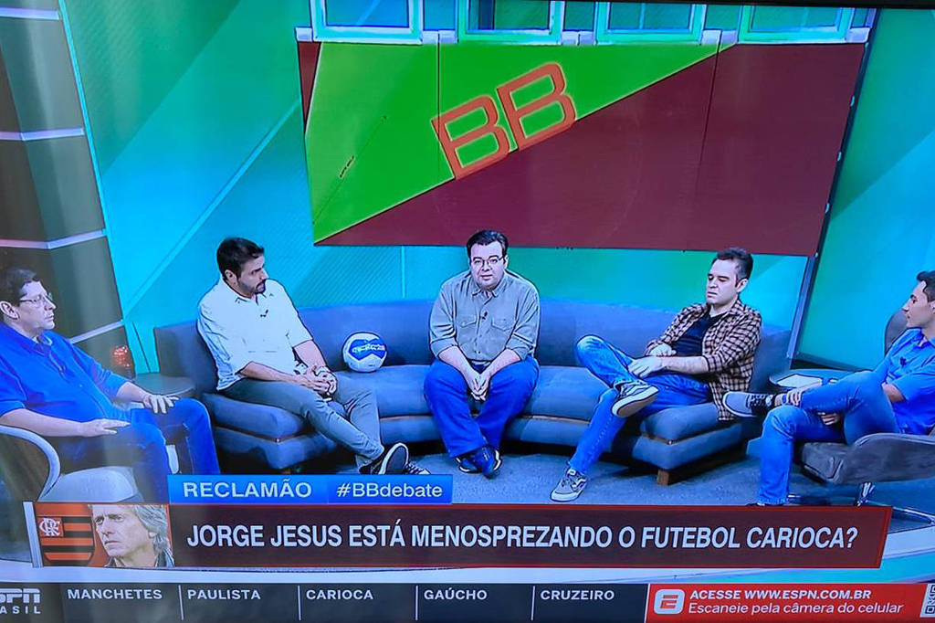 F5 Televisão ESPN diminui horas ao vivo e corta equipe em programas por conta do coronavírus F5 Televisão ESPN diminui horas ao vivo e corta equipe em programas por conta do coronavírus