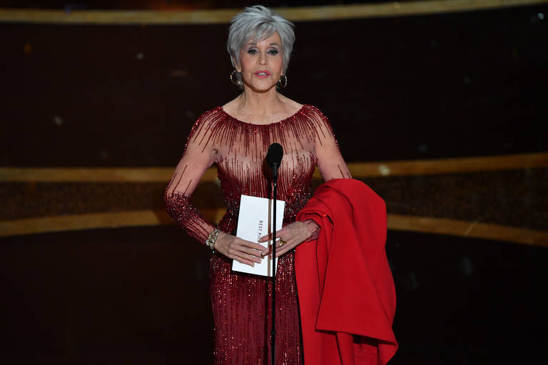Jane Fonda receberá prêmio honorário do Globo de Ouro por seu ativismo social