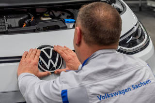 FILE PHOTO: VW hosts photo workshop at Zwickau plant
