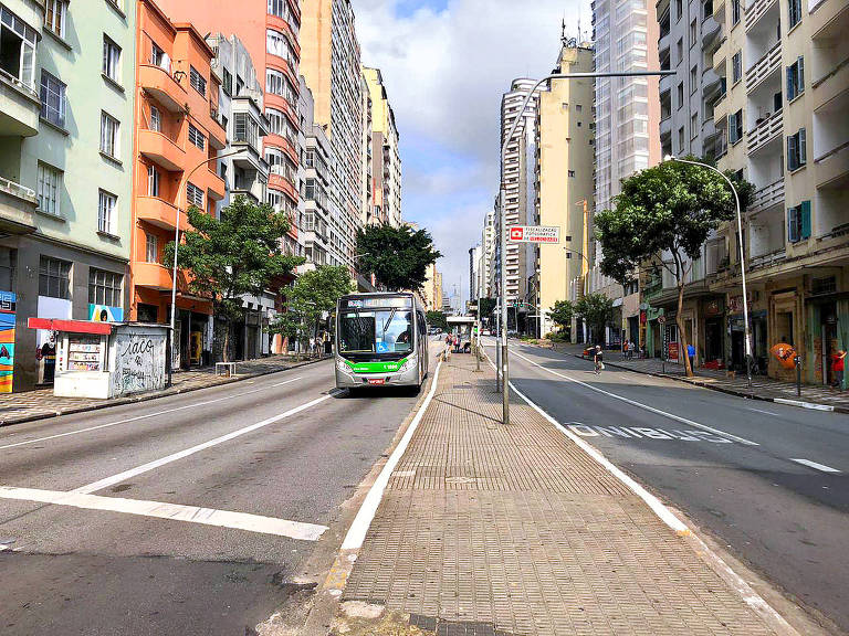 Covas estuda fechar ruas de SP para aumentar isolamento social - 10/04/2020  - São Paulo - Agora