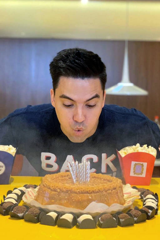 Felipe Neto no seu aniversário de 32 anos