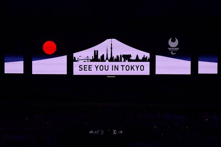 Projeção na cerimônia de encerramento da Paraolímpiada do Rio: "vejo você em Tóquio"