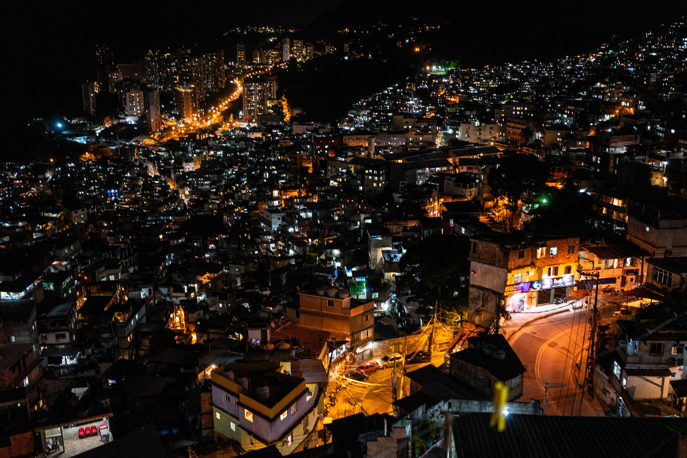 Favela do Rio será pano de fundo para jogo de tiro - Diário do Rio de  Janeiro