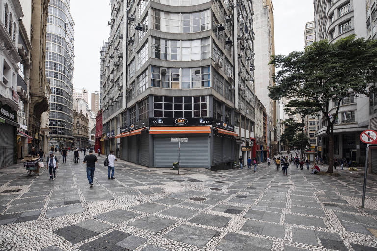 São Paulo vazia