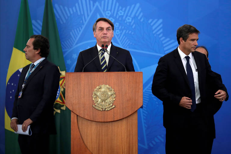 Presidente Jair Bolsonaro anuncia medidas contra a pandemia do coronavírus