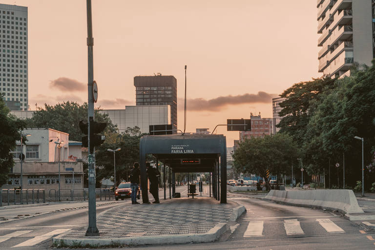 Fotógrafo capta detalhes de São Paulo sob a pandemia
