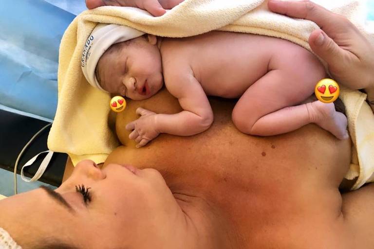 Dany Bananinha dá à luz sua primeira filha