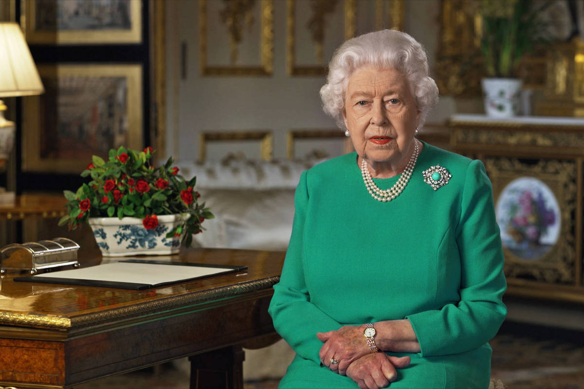 Rainha Elizabeth compara isolamento por coronavírus à separação de famílias na 2ª Guerra