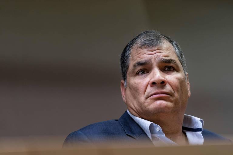 O ex-presidente do Equador Rafael Correa durante entrevista coletiva no Parlamento Europeu, em Bruxelas