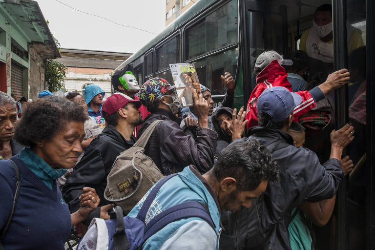 Usuários removidos do serviço na cracolândia; ativistas reclamam que população ficará exposta ao novo coronavírus