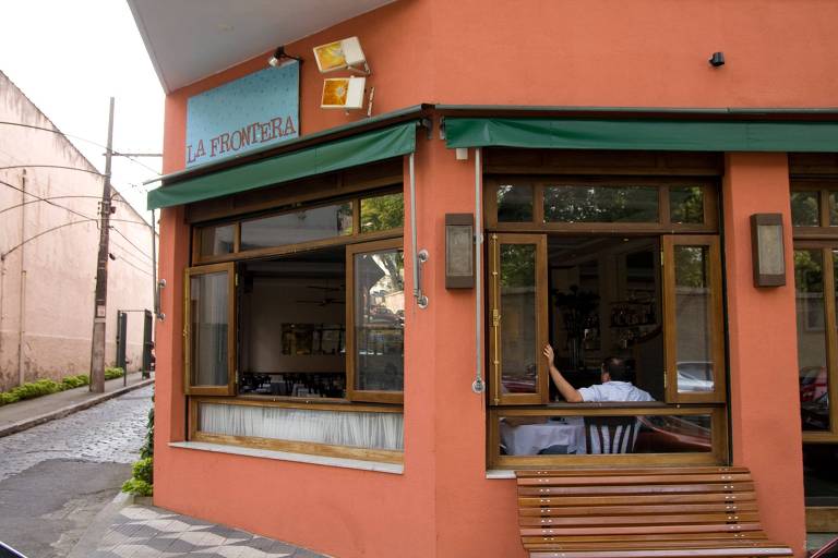 Fachada do restaurante La Frontera, em Higienópolis