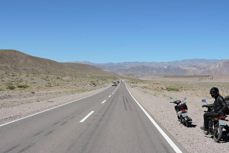 Viagem de Moto passando por Uruguai, Argentina e Chile