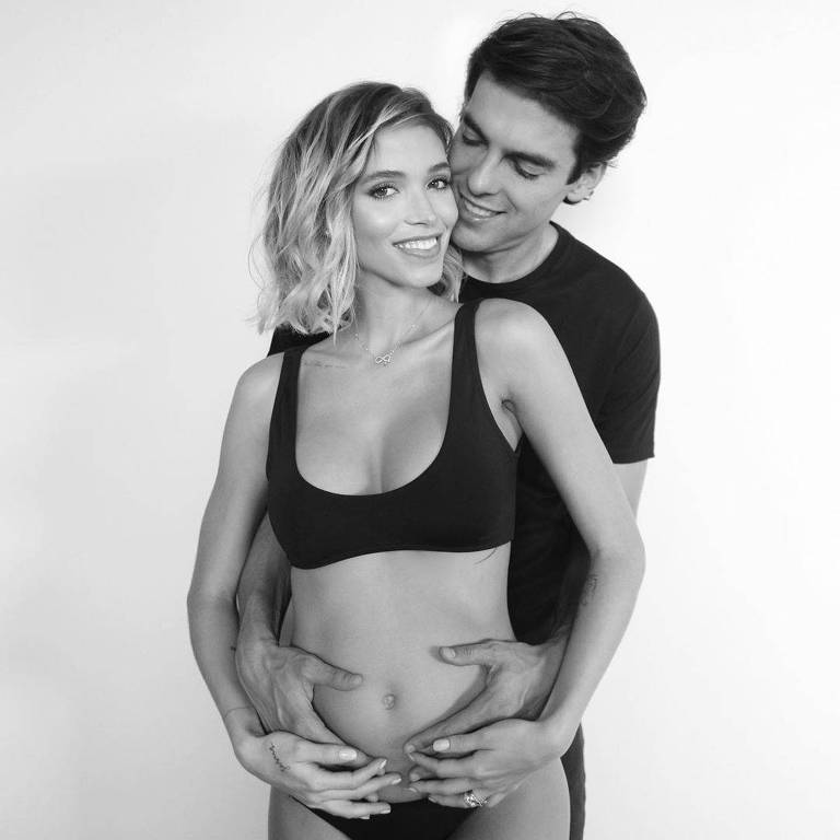 Kaká espera seu 1º filho com Carol Dias