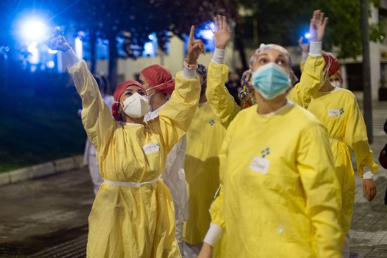 Coreia do Sul se prepara para eleições legislativas em meio à pandemia; veja fotos de hoje