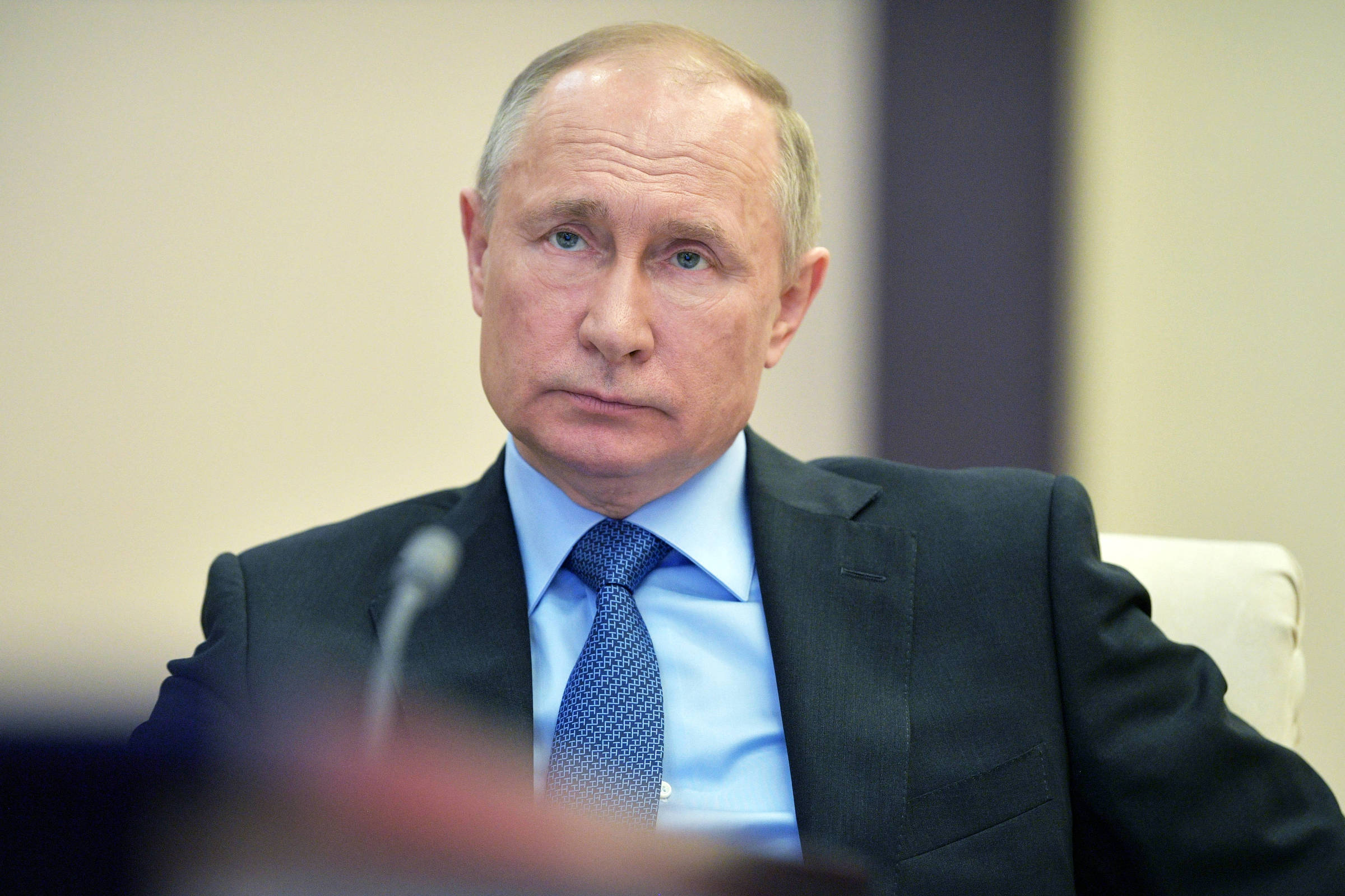 Putin usa imprensa russa para espalhar fake news sobre suposta