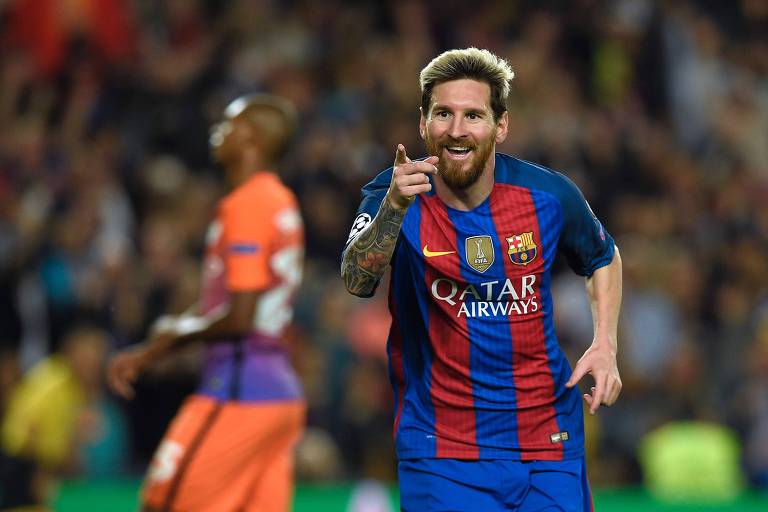 Messi comemora gol sobre o Manchester City em partida disputada no Camp Nou, pela Champions League