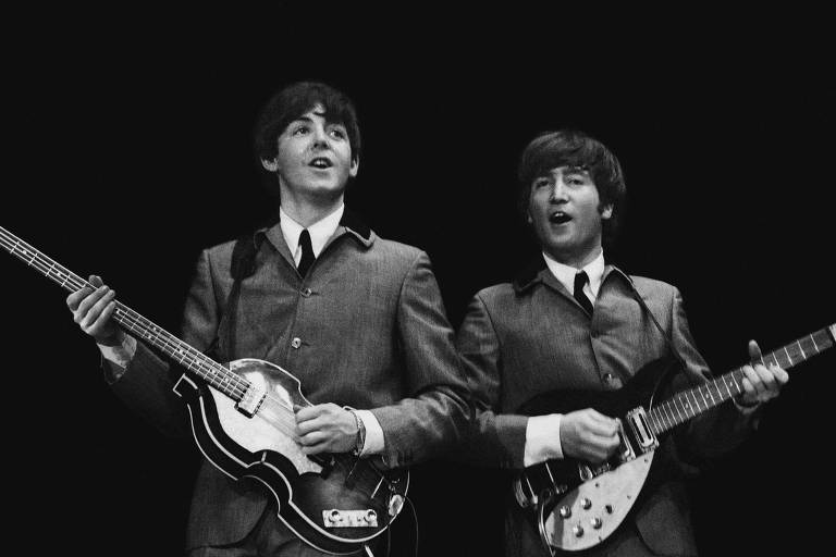 Paul McCartney canta com John Lennon em primeiro 'dueto' após fim dos Beatles