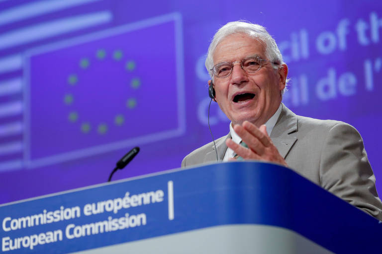 O responsável por política externa da União Europeia, Josep Borrell, durante entrevista coletiva virtual em Bruxelas