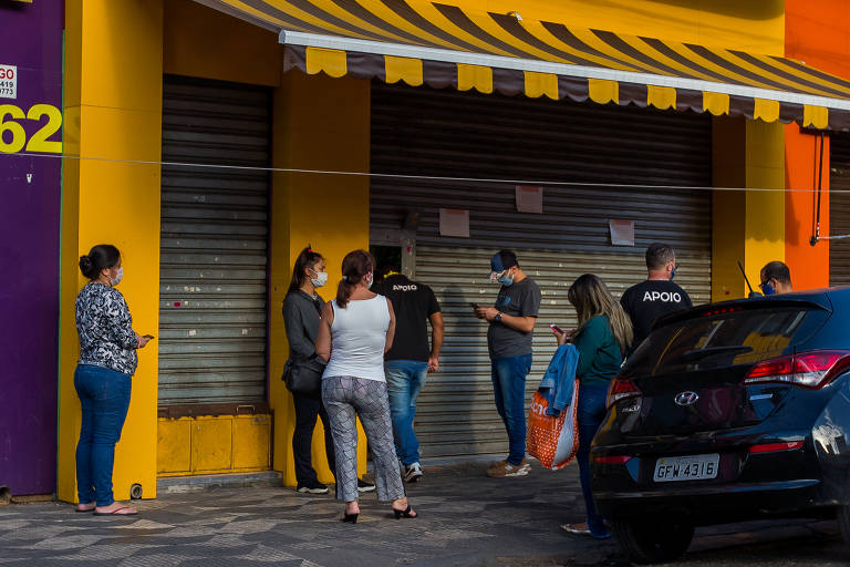 Movimentação na região do Parque Dom Pedro, no centro de São Paulo