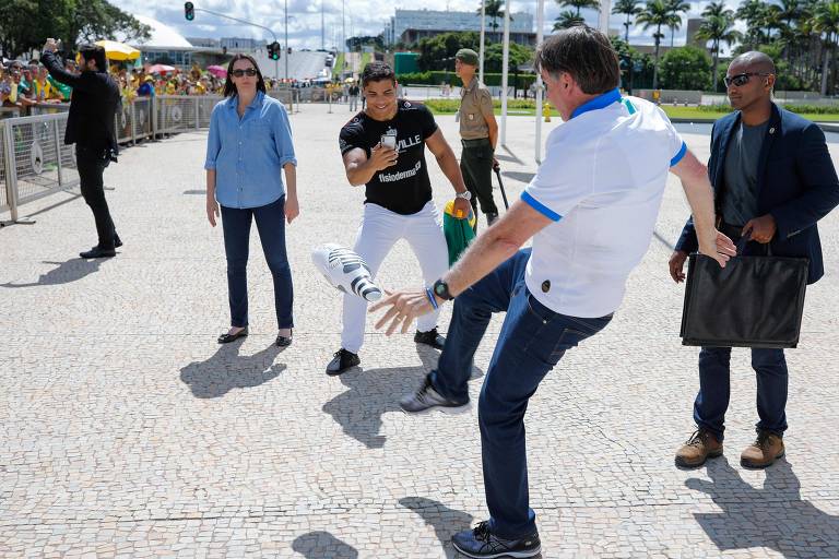 Bolsonaro em atos antidemocráticos em Brasília