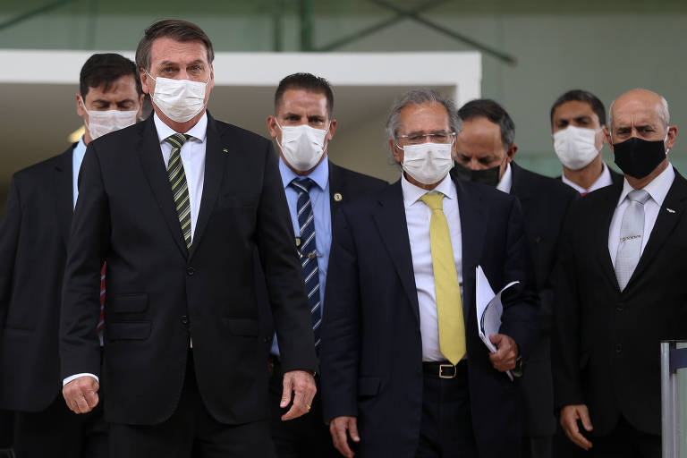 Bolsonaro, Guedes e empresários caminham até o STF pelo fim do isolamento