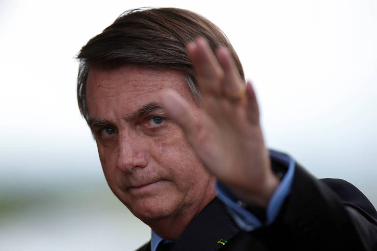 Bolsonaro deve vetar auxílio de R$ 600 para manicures e barbeiros