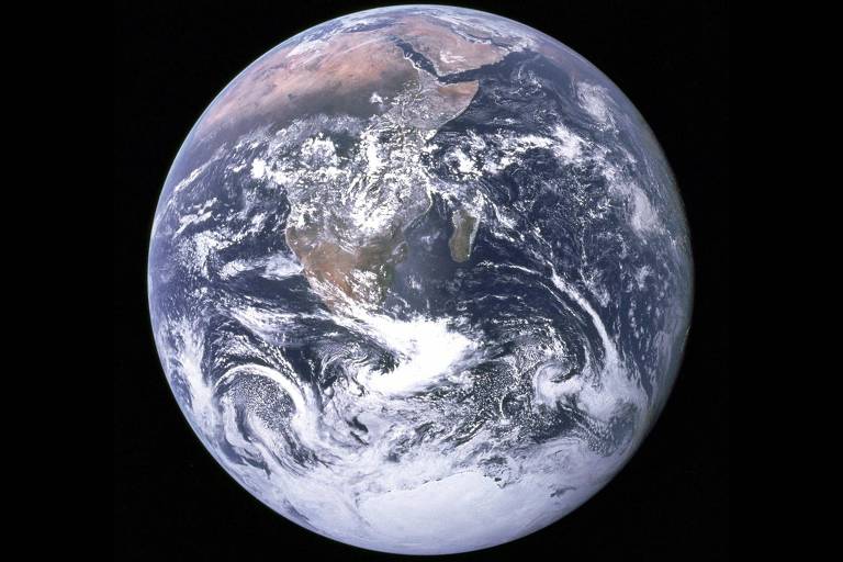 Imagem da Nasa mostra a Terra vista do espaço