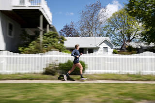 Mary Cain, who is based in Manhattan, trains in New Suffolk, N.Y.on May 9, 2020. (Karsten Moran/The New York Times)