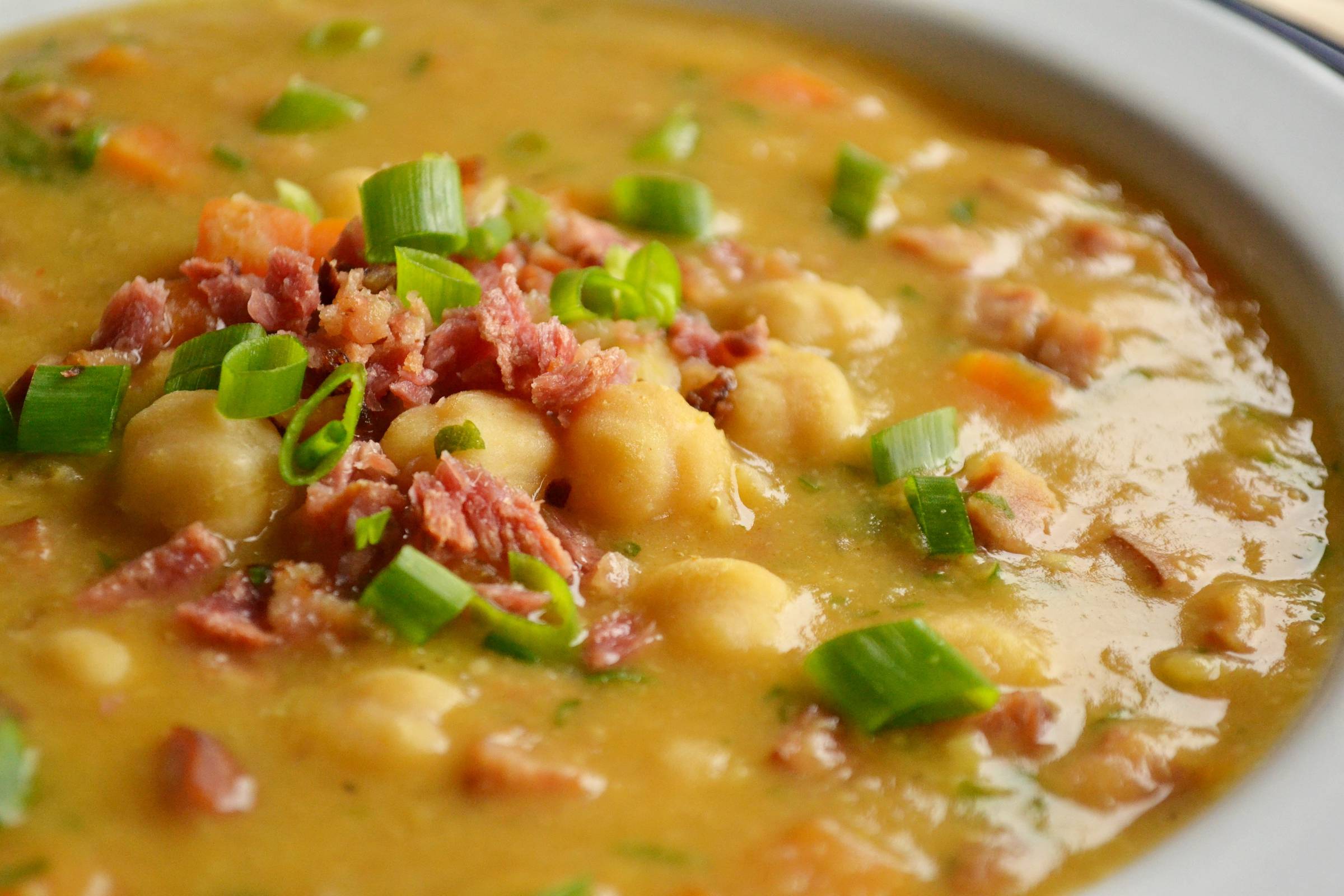 F5 Colunistas Aventura Na Cozinha Aprenda A Preparar Sopa De Grão De Bico Perfeita Para Se