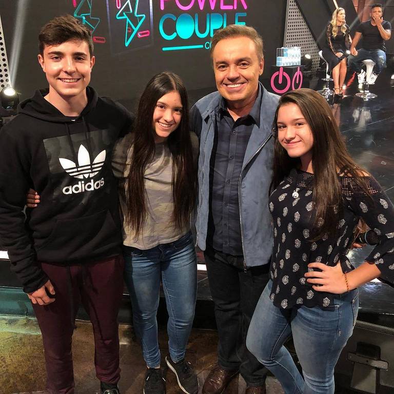 Gugu Liberato com os filhos João Augusto Liberato, Marina Liberato e Sofia Liberato