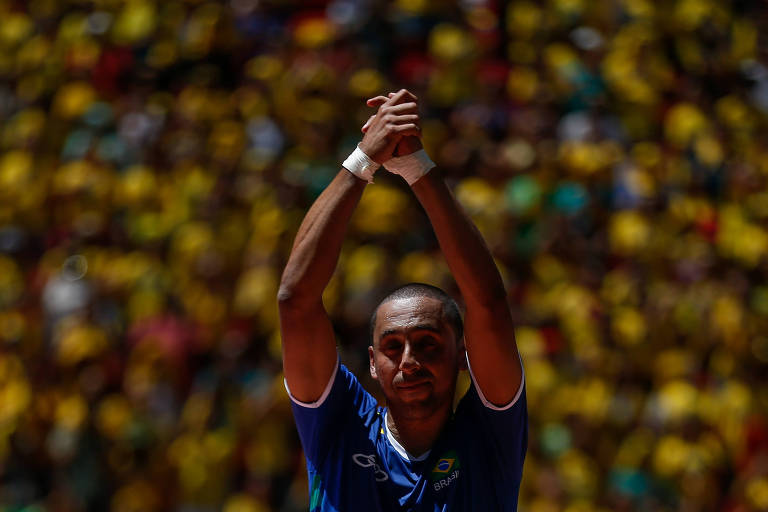 Serginho, bicampeão olímpico no vôlei: 'Não consigo me aposentar