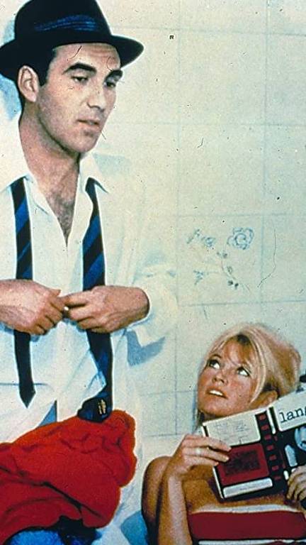 Brigitte Bardot e Michel Piccoli em cena de "O Desprezo"