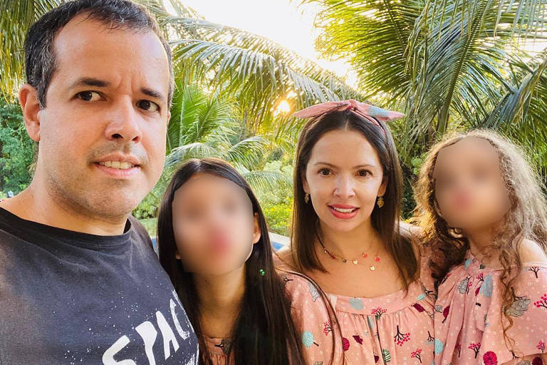 Bolsonaro publica rara foto com a filha e a menina vai parar nos