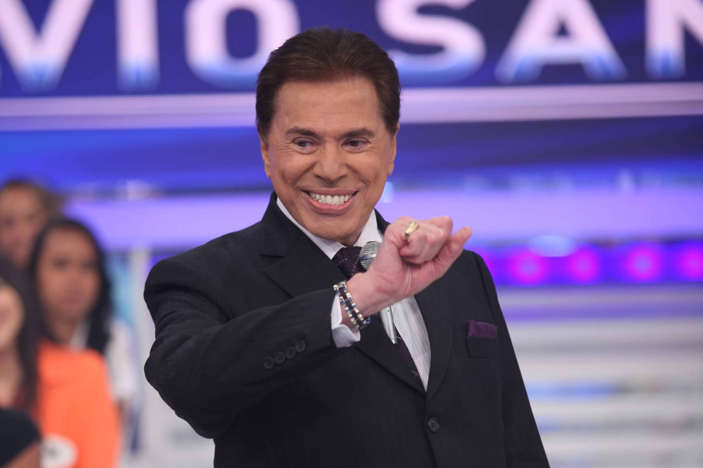 SBT desmente boato de que Silvio Santos estaria em estado crítico no hospital