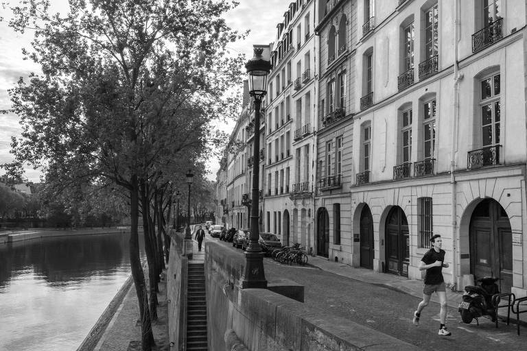 Quai d'Anjou, em abril de 2020