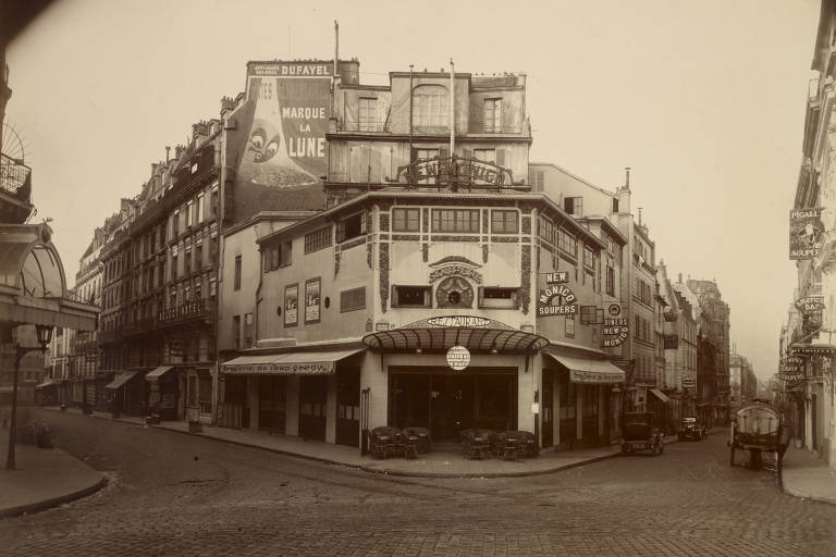 Place Pigalle, no início do século 20