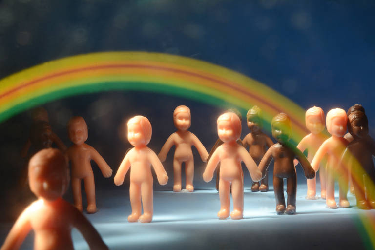 Bonecos em ilustração para o dia contra a homofobia e transfobia