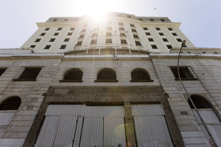 Comprado por Eike em 2008, histórico Hotel Glória no RJ vai virar prédio residencial