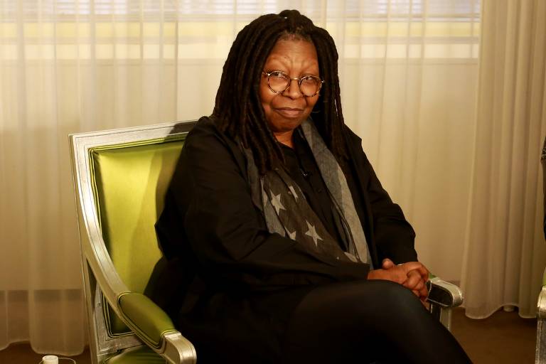 A atriz americana Whoopi Goldberg nesta segunda (23) em Nova York