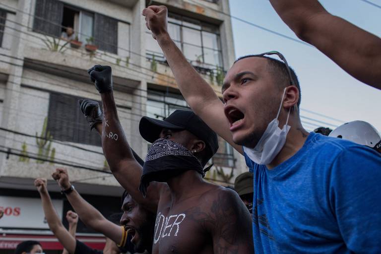 Protesto antirracista e contra a violência policial em São Paulo