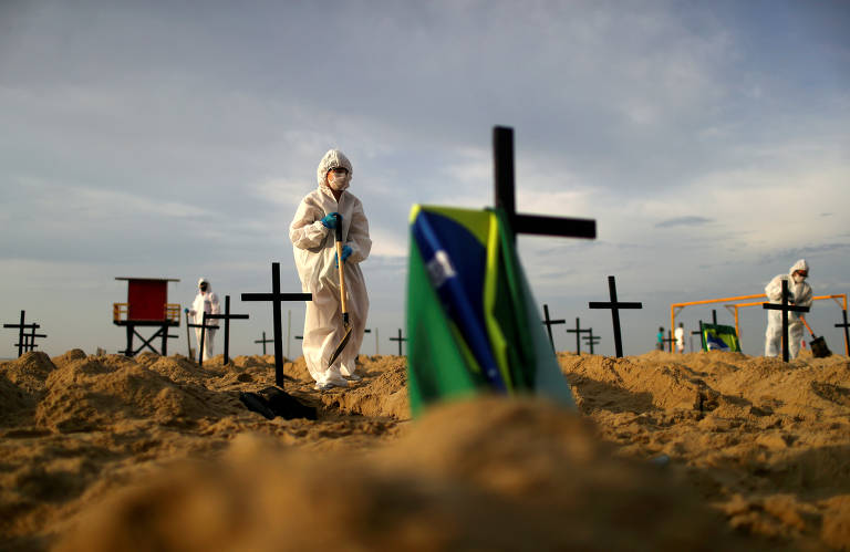 Bispo Edir Macedo recebe alta médica após vencer covid-19 