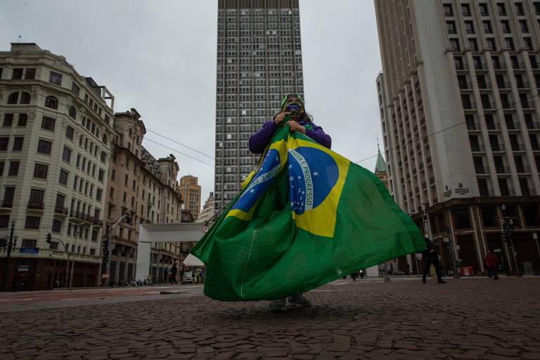 Manifestação pró-Bolsonaro em 14 de junho 