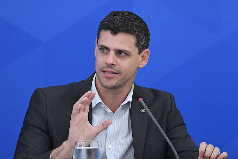Bruno Funchal, secretário do Tesouro Nacional, alertou para risco de crime de responsabilidade fiscal na execução do Orçamento de 2021 
