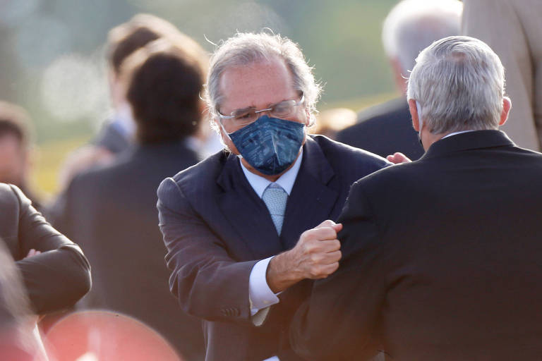 1º.jul: Governo publica decreto para prorrogar benefício por mais dois meses, com valor de R$ 600. Estimativa de beneficiados supera 64 milhões de pessoas