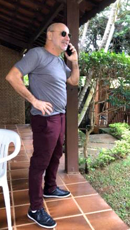 O ex-policial militar Fabrício Queiroz em Atibaia, onde foi preso. Ele é suspeito de operar um esquema de rachadinha no gabinete de Flávio Bolsonaro na Alerj, onde o hoje senador foi deputado estadual de 2003 a 2019