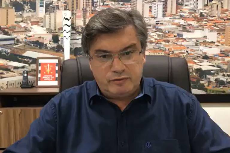 Daniel Alonso, prefeito de Marília, em vídeo pulicado no Facebook