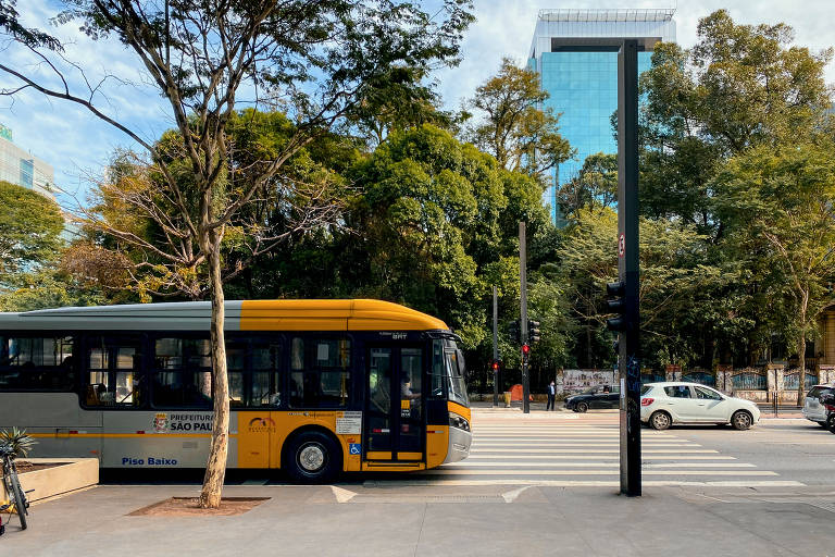 A maior parte das fotos deste ensaio foram clicadas no centro de São Paulo, durante dois dias, por Gabriel Cabral